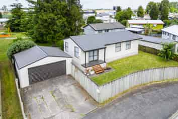 4 Windleborn Lane, Melville