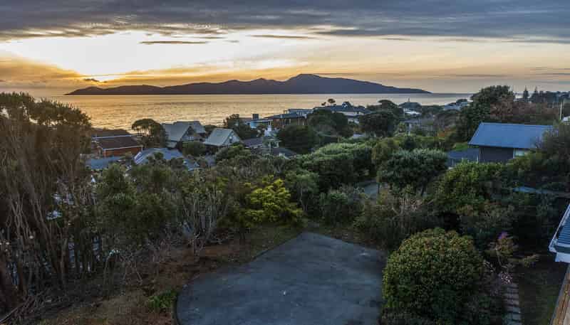 Lot 2-126 Rosetta Road, Raumati Beach