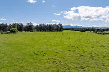 231 Hughes Line, Carterton