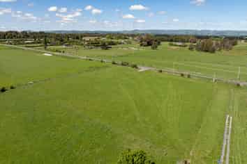 231 Hughes Line, Carterton