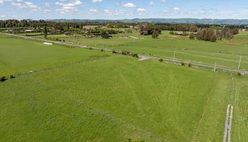 231 Hughes Line, Carterton