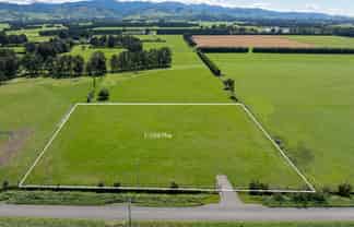 231 Hughes Line, Carterton