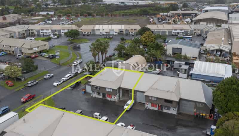 1 & 2/3 Markedo Place, Papakura