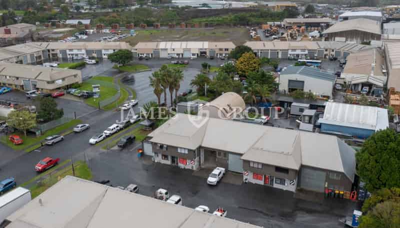 1 & 2/3 Markedo Place, Papakura