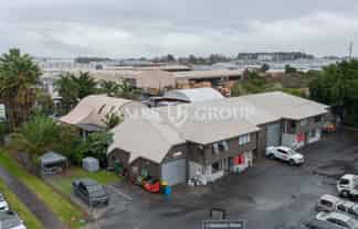 Flexible Industrial + Ample Parking