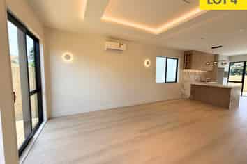 E/16 Imatra Place, Sunnyhills