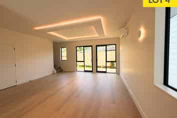 E/16 Imatra Place, Sunnyhills