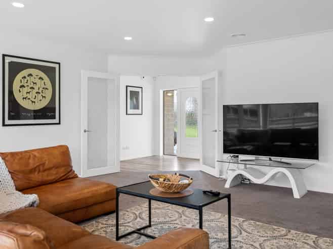 137 Kent Street, Carterton