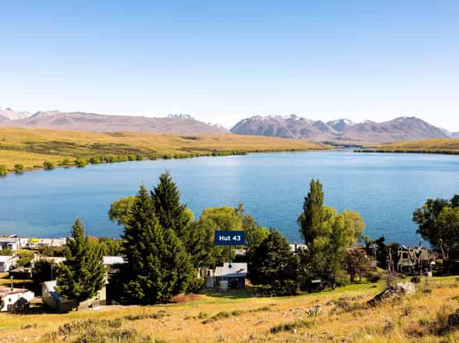  Hut 43, Lake Alexandrina, South End Settlement, Lake Tekapo