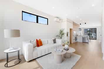 2/55 Tahetoka Street, Westgate