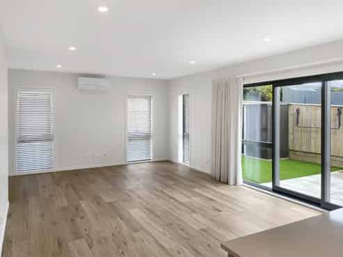 1/9 Main Road, Wainuiomata