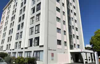 81/70 Hobson Court, Hobson Street , Thorndon