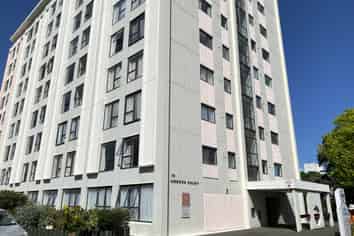 81/70 Hobson Court, Hobson Street , Thorndon