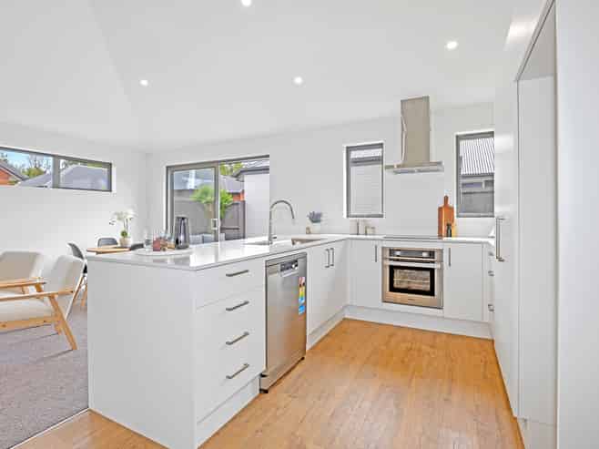 2/129 Hoon Hay Road, Hoon Hay