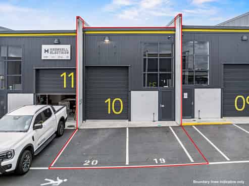 10/11 Northside Drive, Westgate