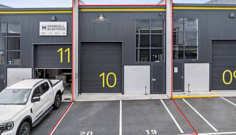 10/11 Northside Drive, Westgate