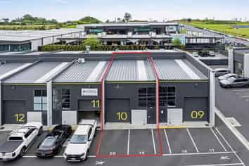 For Sale – Affordable, modern industrial unit