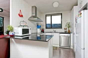 1/29 Devonshire Road, Unsworth Heights