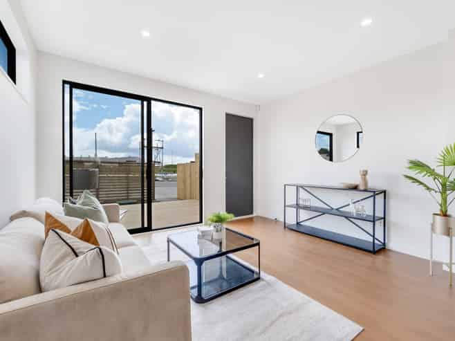 8/57 Tahetoka Street, Westgate