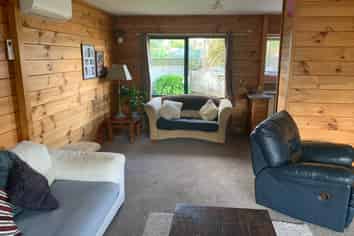 31 Donald Street, Stanmore Bay