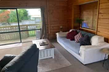 31 Donald Street, Stanmore Bay