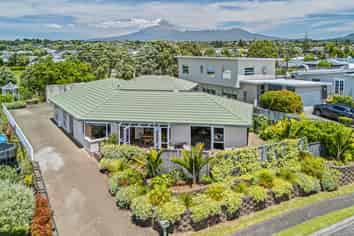 8 Chatswood Grove, Fitzroy