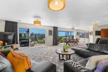 8 Chatswood Grove, Fitzroy