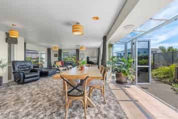 8 Chatswood Grove, Fitzroy