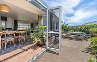 8 Chatswood Grove, Fitzroy