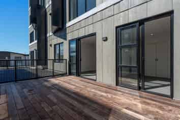 205/3 Rauemi Way, Te Atatu South