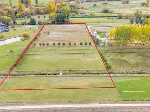 80b Fisher Lane, Alexandra