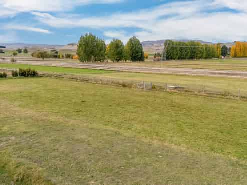 80b Fisher Lane, Alexandra