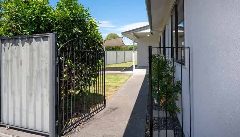 13 Gilmour Place, Taradale