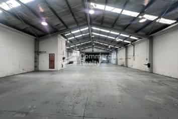 Standalone Big Roller Door Access