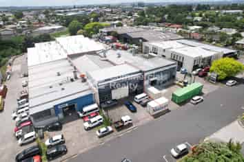 Standalone Big Roller Door Access