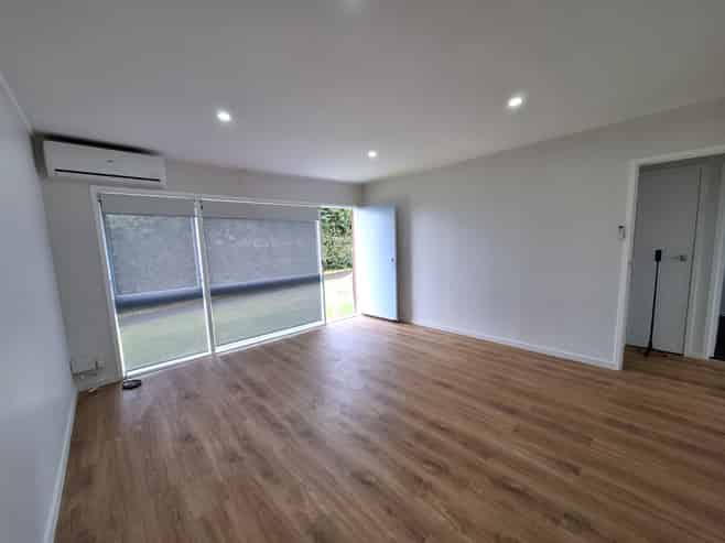 2/105 Pilkington Road , Panmure