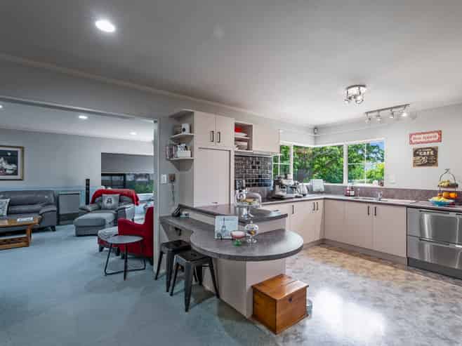 35 Cromwell Drive, Fitzroy