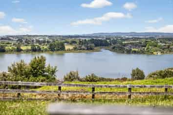 23 James Paige Lane, Riverhead