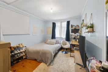 8 Meadowbank Crescent, Fordlands