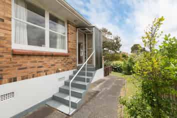 4/135 Titirangi Road, New Lynn
