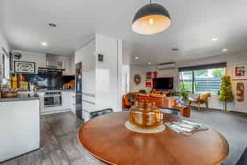 16A Links Avenue, Mount Maunganui