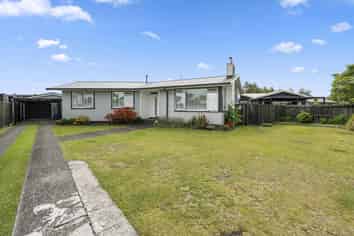 10 Clouston Crescent, Fenton Park