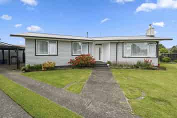 10 Clouston Crescent, Fenton Park