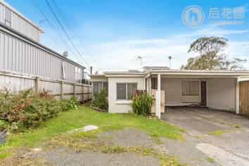 Auckland - Address withheld