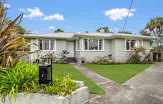 6 Firth Place, Awapuni