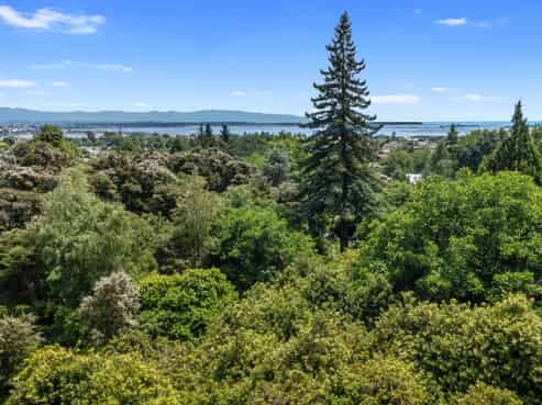 51 Selbourne Avenue, Richmond