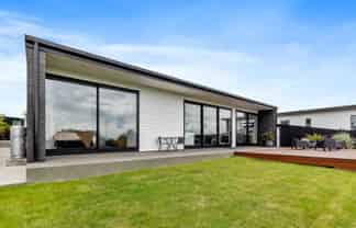 7 Lancewood Terrace, Oceanview