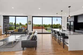 7 Lancewood Terrace, Oceanview