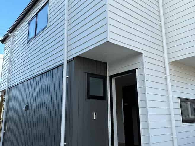 2/11 Camp Road, Mount Wellington