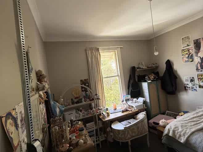 A/4 Rixon Grove, Mount Victoria